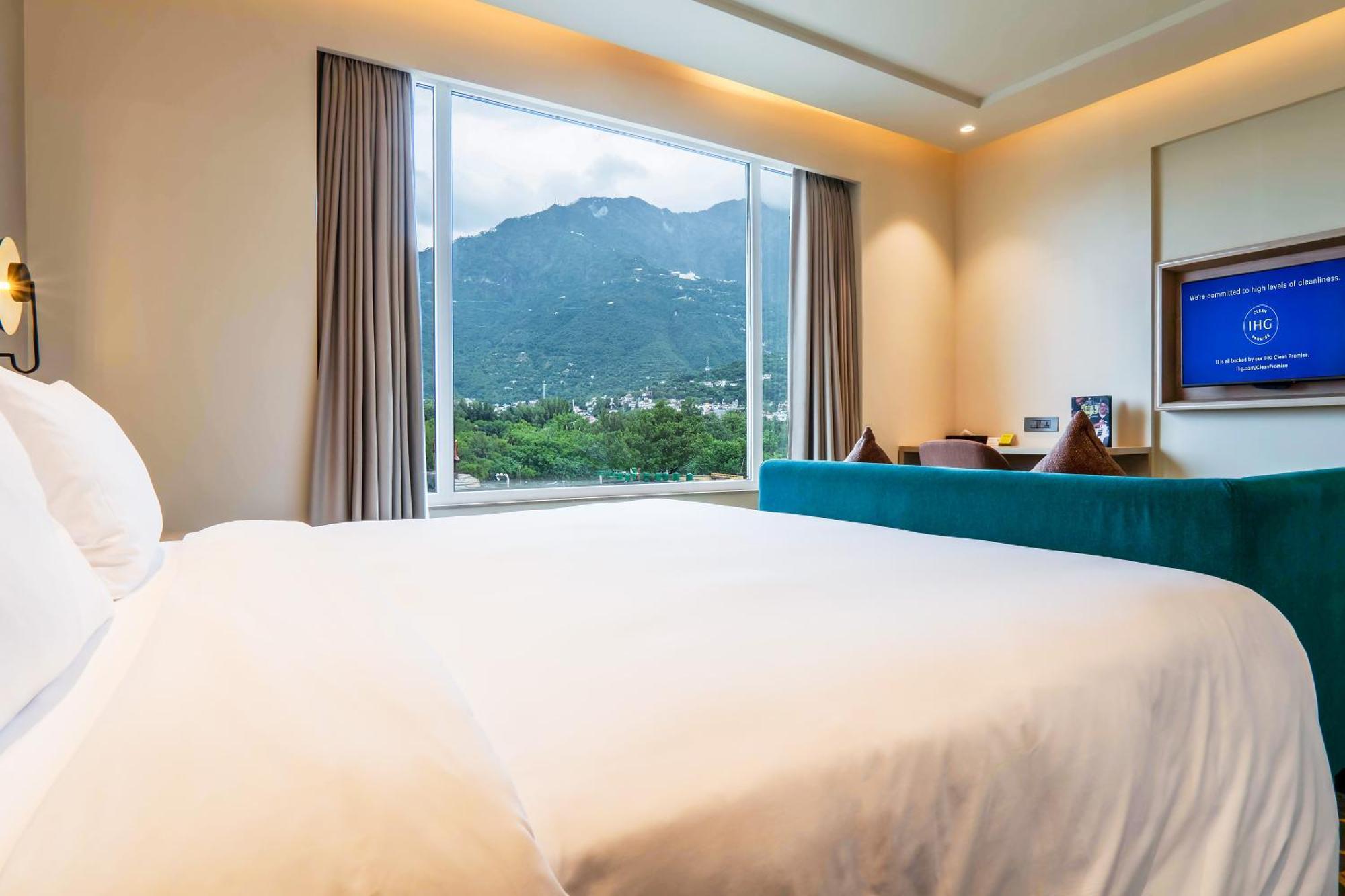 Holiday Inn Katra Vaishno Devi By Ihg Екстериор снимка